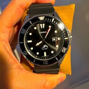 Casio Men's Classic Dive Style Watch, 200 M WR, MDV106 Series